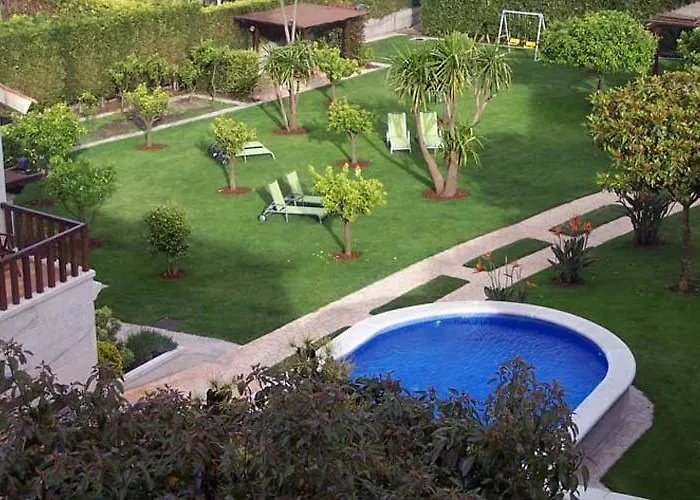 アパート Ababides バイヨーナ