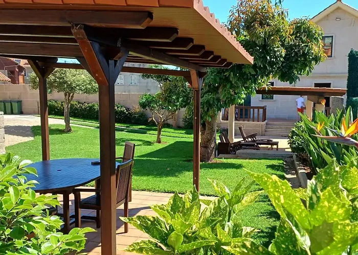 アパート Ababides バイヨーナ